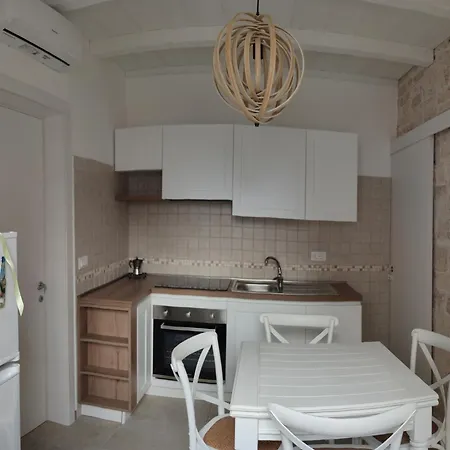 Antica Dimora Vada' 3*